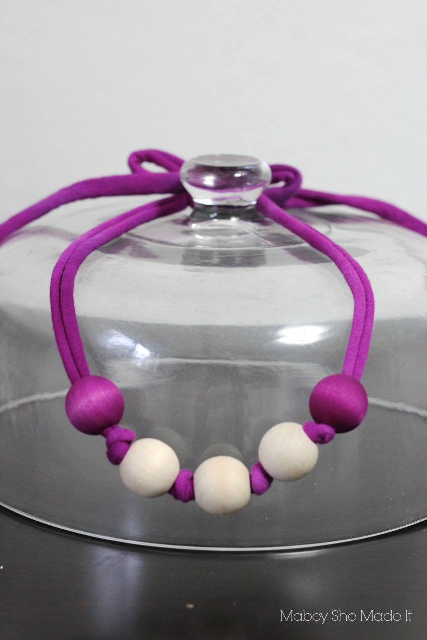 Tie Dye Bead Necklaces | Mabey She Made It | #tdys #tiedyeyoursummer #necklace #jewlery #dye
