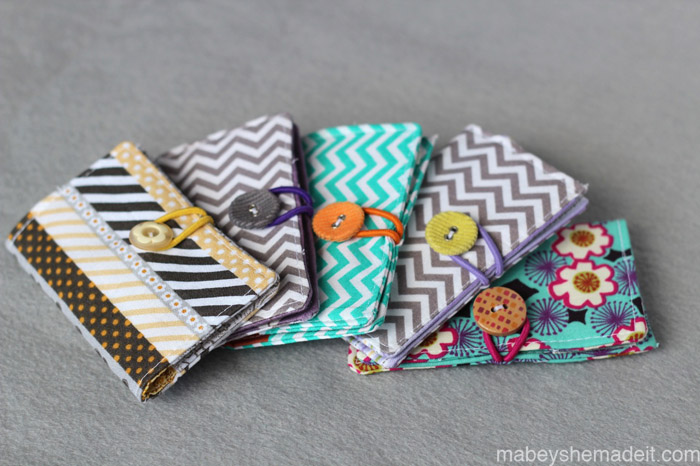 Business Card Holders | Mabey She Made It #sewing #businesscardholder #fabriclabel