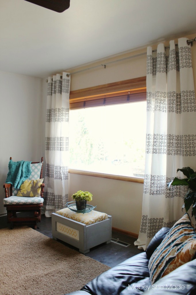 DIY Stenciled Curtains | Mabey She Made It | #curtains #stencil #homedecor #royaldesignstudio