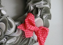 Precut Felt Wreath Kit with Apostrophe-S