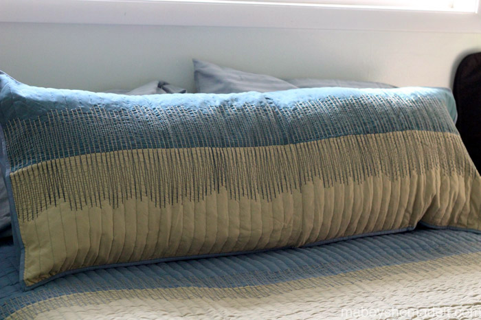 DIY Extra Long Lumbar Pillow From A Throw